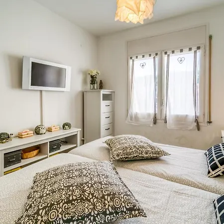 Vivalidays Ilaria - Apartamento *